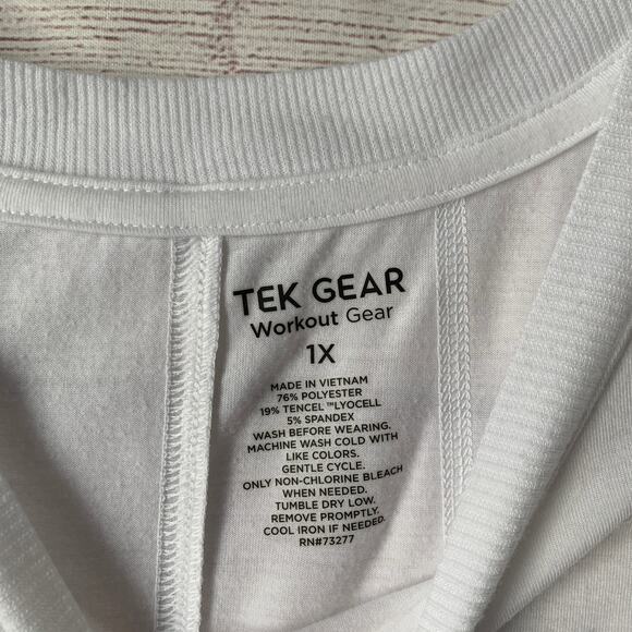 Tek Gear White Sleeveless Active Shirt or Tank Top Crew Neck Size 1X - Picture 10 of 15